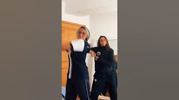 Se Despistó Y Se Nalgueo Maanneeee Cattox 