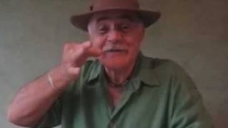 ITALIAN IN 10 MINUTES - BEST COMPLETE GESTURE'S  LESSON - by CARLO AURUCCI  .wmv