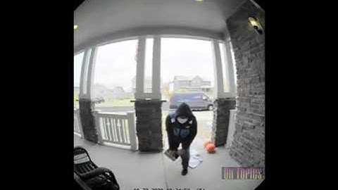 Amazon delivery driver goes viral after a hilarious Slip is caught on Camera💀💀