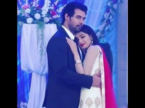 Kumkum Bhagya Pragya and Abhi romantic Love & Kiss  scenes