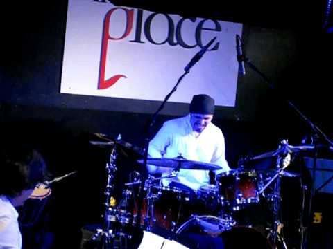 Fabio Colella drums solo with Simona Molinari