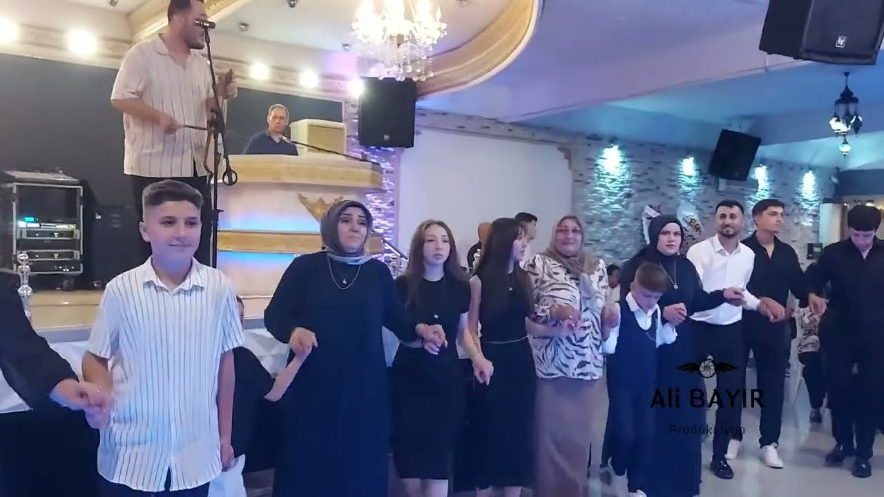 Salon Düğünü Akçaabat Kemençe Horon Aytekin Ak & Ayşegül Ustaömer Düğünü