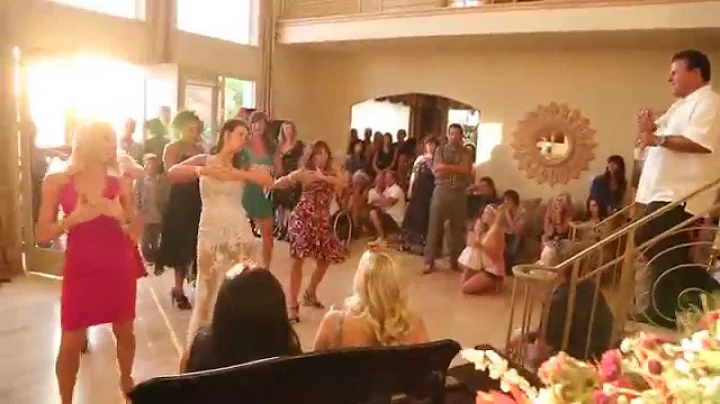 1080HD Trueax/Paras Wedding: Bride's flash mob dan...