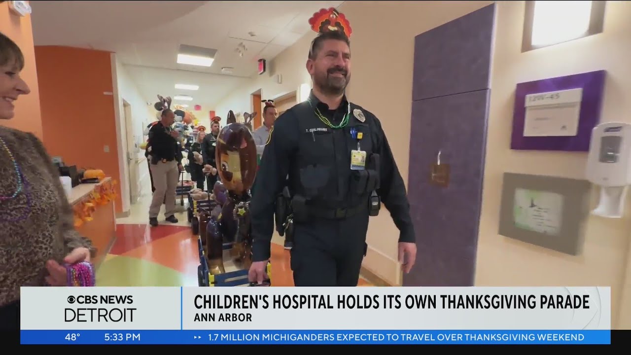 Thanksgiving parade lifts patients' spirits at Mott Children's Hospital ...