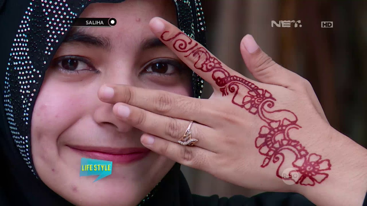 Saliha Mirip Tato Gimana Ya Hukum Penggunaan Henna Dalam Islam