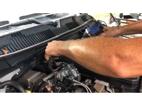 Video: Hva er et CCV-filter 6.7 Cummins?