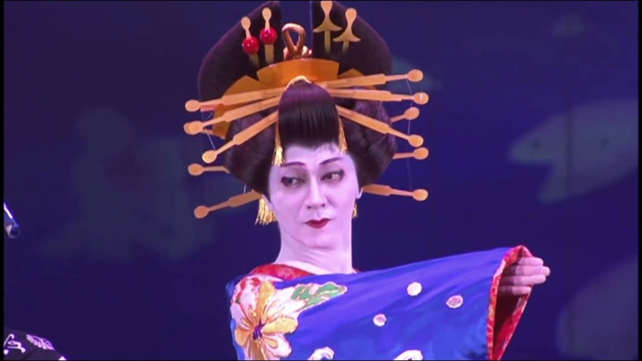 東京ビッグサイト 花魁ショー 孝藤右近⭐︎左近 - YouTube