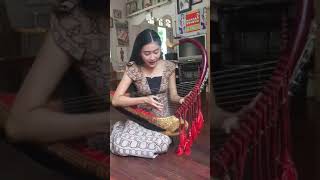 Video thumbnail of "ရတနာပံု=Ratana boun_May Thazin"
