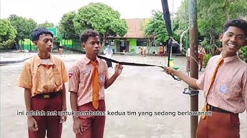 Tugas informatika kelas IX-B mereview lapangan sekolah SMPN 2 PURWOASRI 
