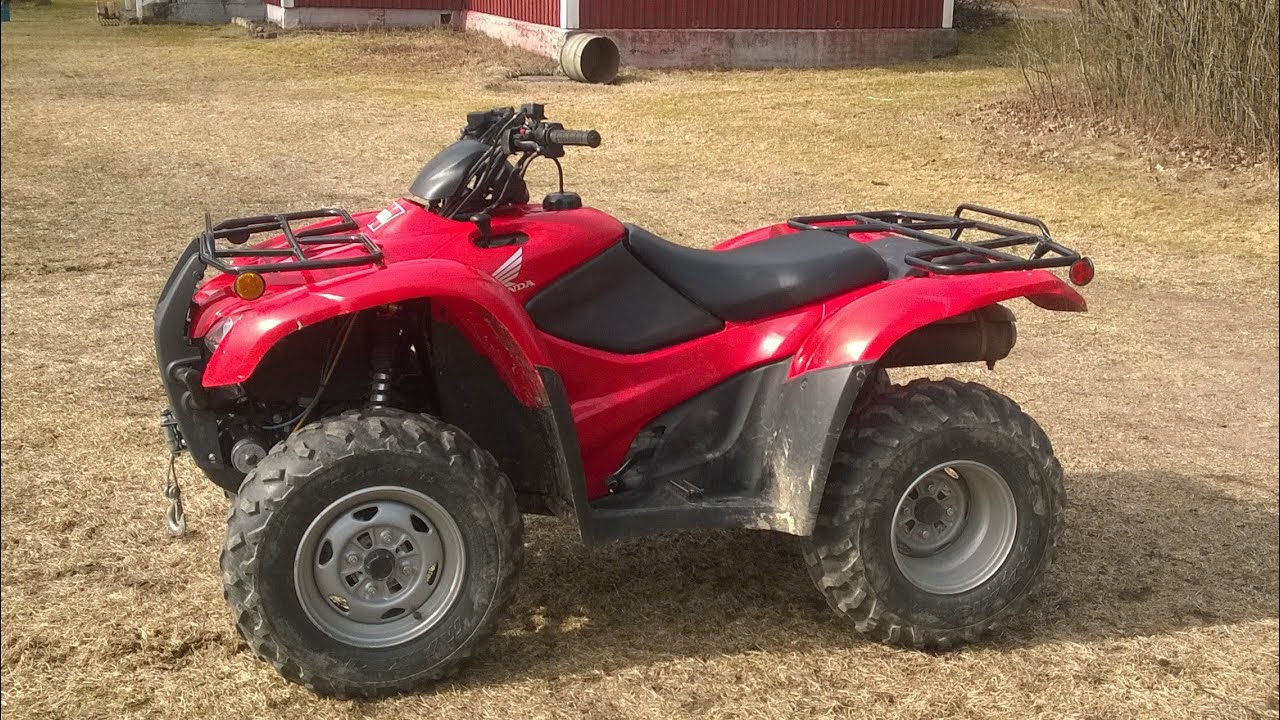 Test driving a Honda 4-wheeler (Finland) - YouTube