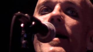 Video thumbnail of "R.E.M. - Everybody Hurts (Road Movie '95)"