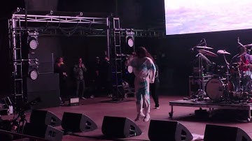 Oliver Tree - Cash Machine (2025, 10-04 at Red Rocks Amphitheatre in Morrison, CO)