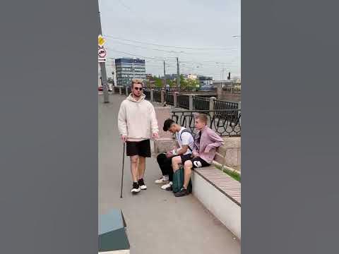 Притворился слепым пранк🤣 - YouTube