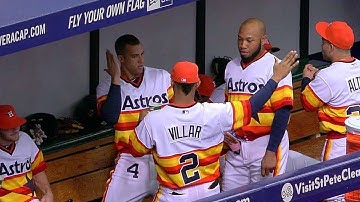 HOU@TB: Astros players dance in dugout before game