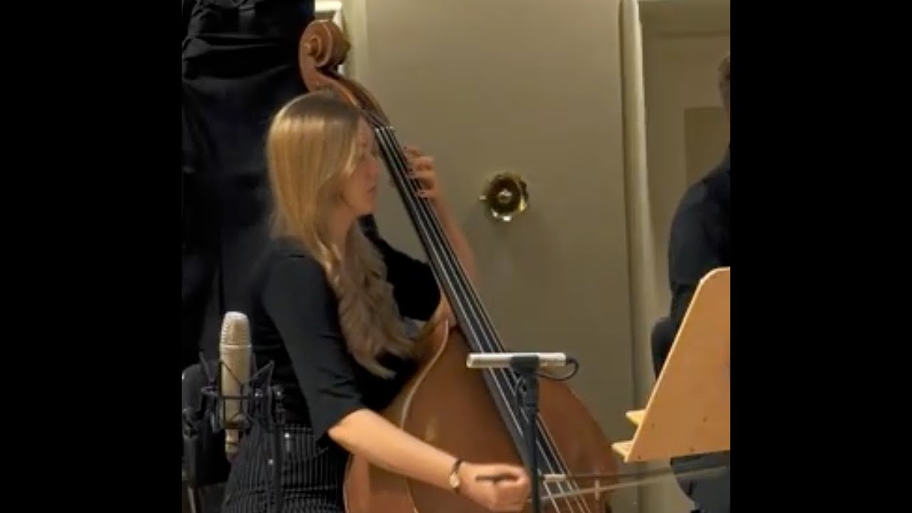 Rachela & double bass