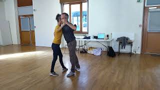 20251011 - Pas De Base Salida - Base Normale Croisée