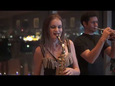 Firoozi Bonjour Official Video