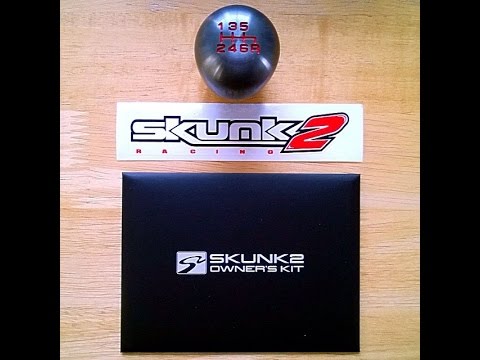 Skunk2 Weighted Shift Knob Unboxing and Install: Honda Civic Si (8th Gen)