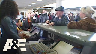 Family Misses Flight, Argues With Employees for Over an HOUR | Airline | A&E