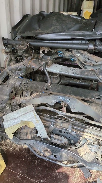 контейнер из Японии #container #japan #automobile #car #autoparts - YouTube