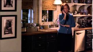 Pretty Little Liars 4x24 -  Detective Holbrook Talks To Veronica