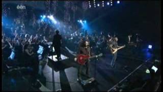 Video thumbnail of "Tears for Fears - Shout (live)"