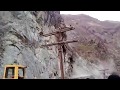 Massive Landslides caught on camera 4