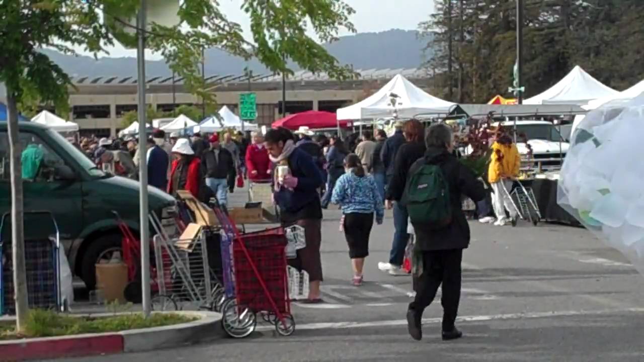 Shoppers at De Anza Junion College Flea Market, Cupertino, California