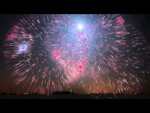 ლამაზი ფეირვერკები