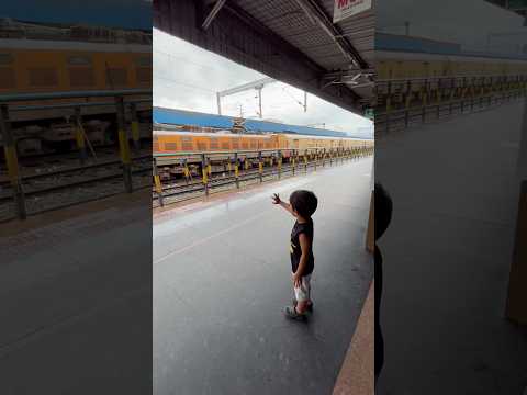 train sound horn effect #trainsounds #trainhorns #train