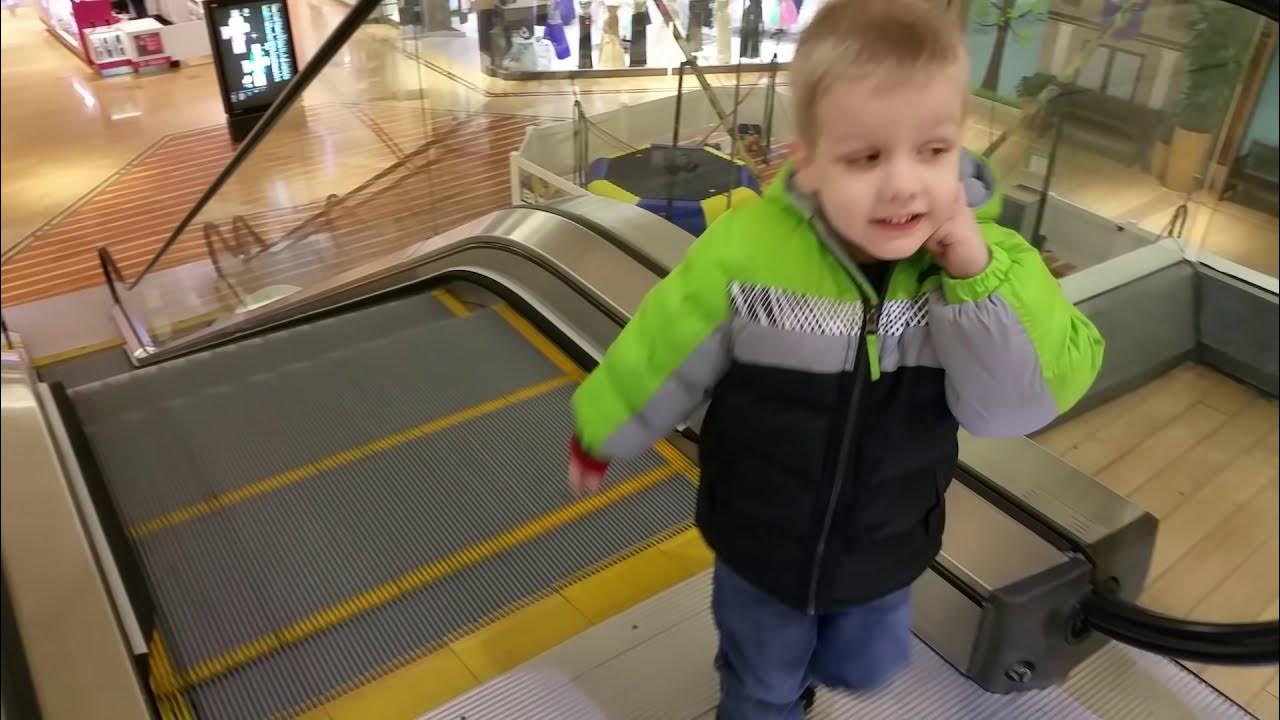 LEARNING TO USE THE ESCALATOR PART 1! - YouTube