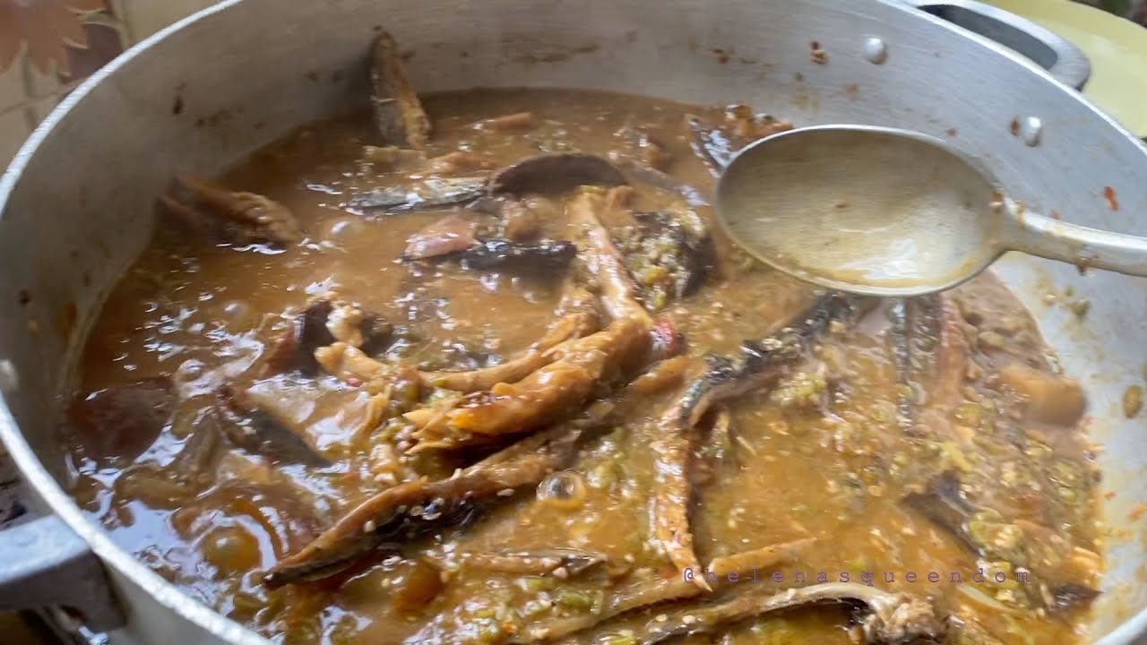 LET'S COOK FRIED OKRA, LIBERIAN STYLE INCLUDES EATING😋 LIBERIA 2021