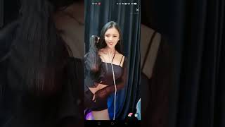 韩国美女热舞,性感小野马,完美身材,#完美身材  #性感小野马  #韩国美女热舞 #tiktokvideo#shorts#lookbook
