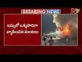 Private Travel Bus Catches Fire in Anakapalli, Passengers Panic | NTV Telugu