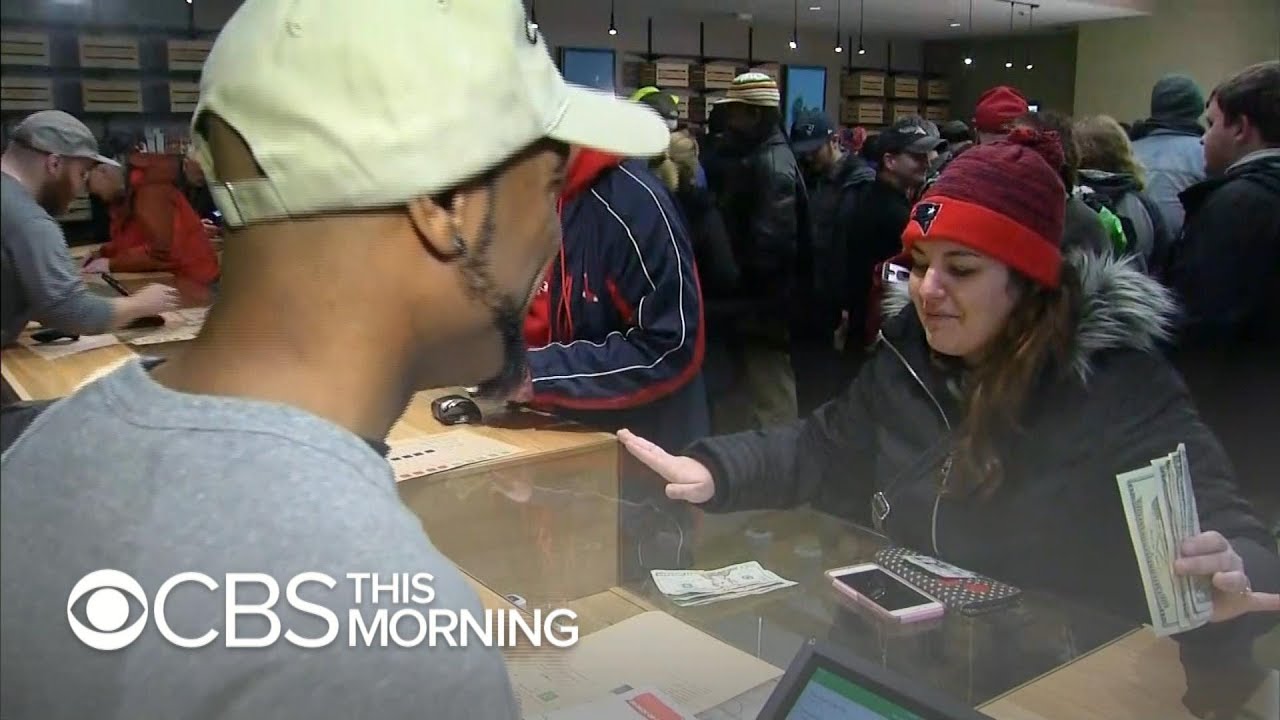 Pot sales boom in Massachusetts, but some residents fume over traffic