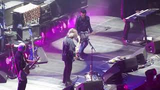 The Cure - "Pictures of You" (live) - Madison Square Garden, NY - 6/22/23