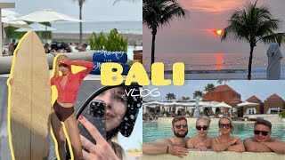 BALI SURF VLOG: лучший серф кэмп Windy Sun Кута | встреча НГ 2024 на Бали | цены, закаты, мои эмоции