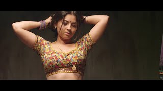 Sonalee Kulkarni The Navel Show That Shocked India
