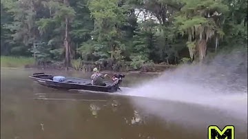 Mud-Skipper Feather Lite surface drive mud motor 14’ boat gets great performance