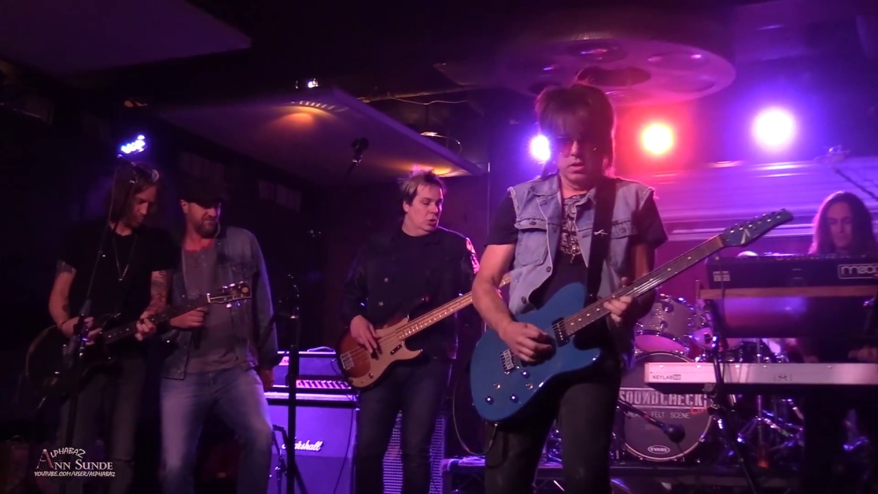 Soundcheck Live 70 Act 1 featuring JOHN MCCLOY BAND