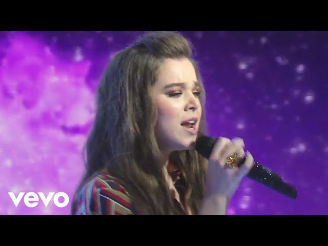 Hailee Steinfeld - Rock Bottom (Live On Good Morning America) ft. DNCE