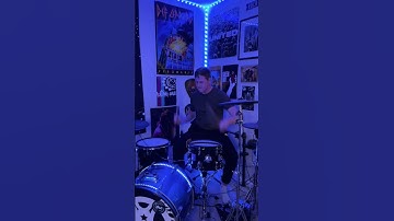 Mr. Brightside: The Killers #thekillers #mrbrightside #early2000s #punkrock #drummers #drums