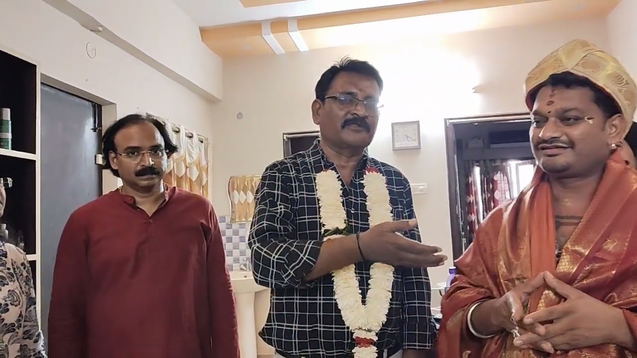 ಆಂಧ್ರಪ್ರದೇಶ ರಾಜಮಂಡ್ರಿಯಲ್ಲಿ ರಾಯರ ಭಕ್ತರಿಗೆ ಹೇಗೆ ಪವಾಡ ಮಾಡಿದ್ದಾರೆ ನೋಡಿ ಇದೇ ರಾಯರ ಪವಾಡ 