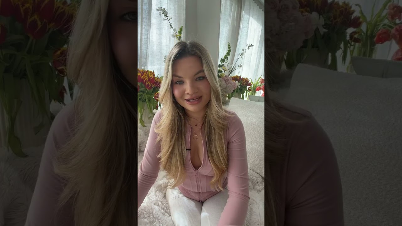 Сильная женщина плачет у окна. Психолог Тата Феодориди #психологияженщины #психологияженщин 