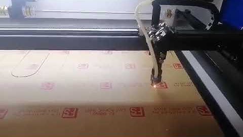 Máy laser 1390 100 W cắt mica quảng cáo giá rẻ, bảo hành trọn đời