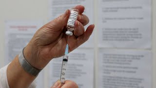 Vaccination deadline looms for Queensland Health workers