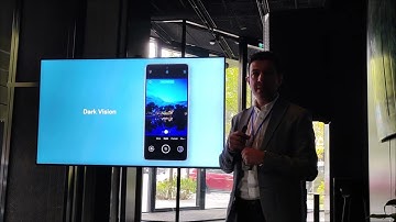 Răzvan Gănțoi - Techical Account Manager Romania & Bulgaria HMD Global - presenting Nokia products