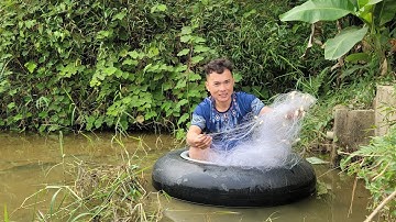 Cải tạo nhà bỏ hoang ở trong rừng, thả lưới bắt cá và làm món cá nướng kẹp tre rất thơm ngon