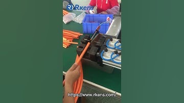 Pneumatic wire stripping machine for electric wire and multi core cable