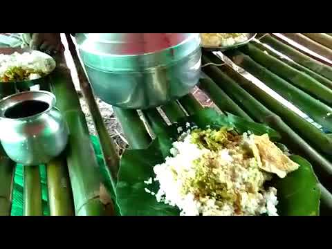 Leaves Used As Plates To Serve Food